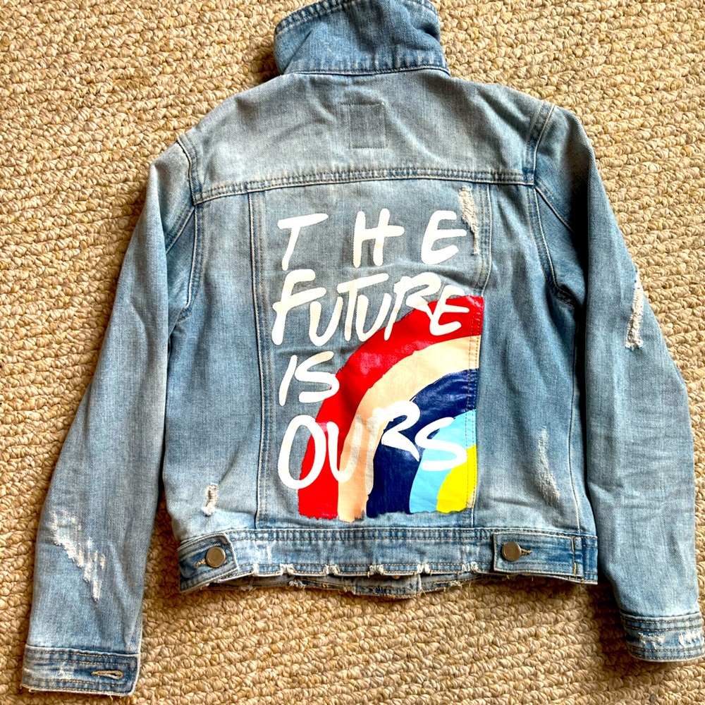 GB Girls Gianni Bimi “The Future is Ours” distressed light wash Denim Jacket M